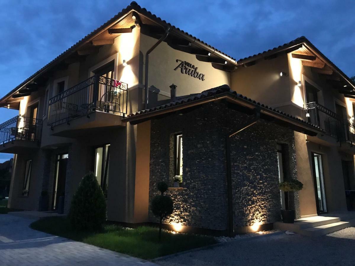 Villa Aruba & Private Spa Suites Keszthely Exterior foto